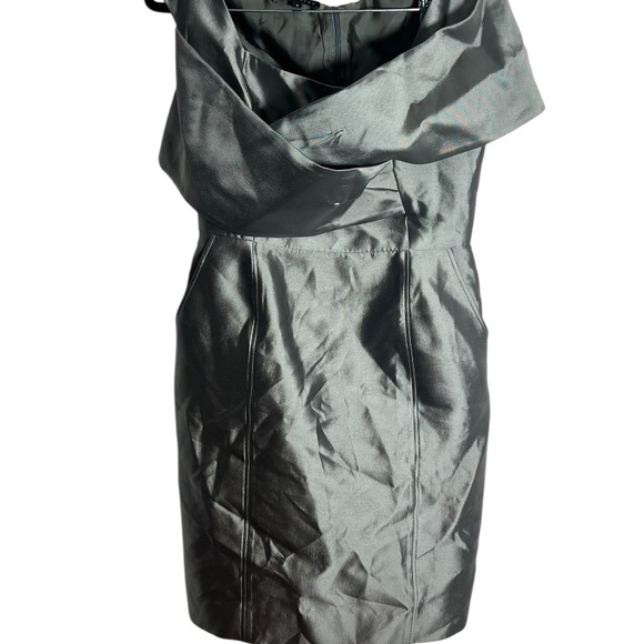 Chic Strapless Metallic Dress - Picture 2 of 4